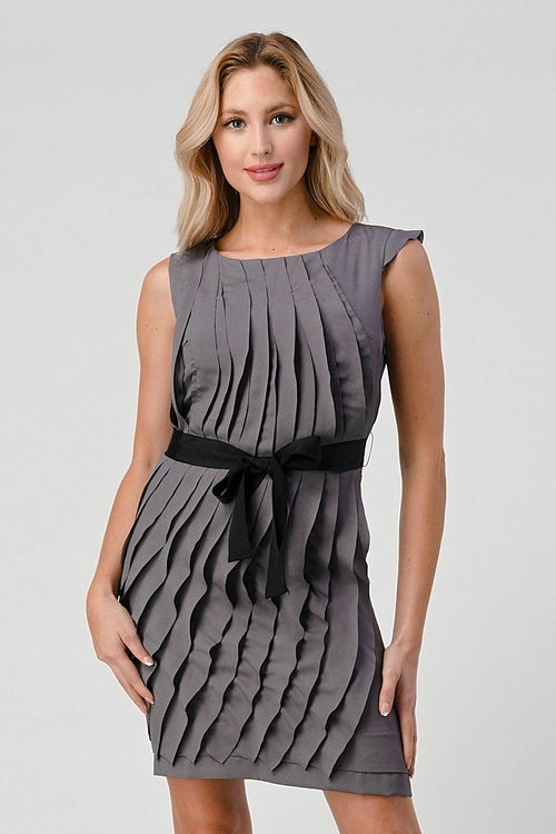 Women's Sleeveless Pleated Shift Dress with Waist Tie